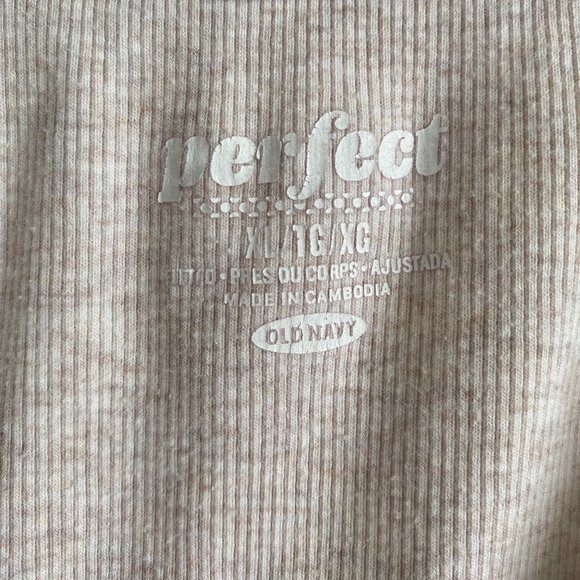 Old Navy Ribbed Tank Top - Picture 4 of 4